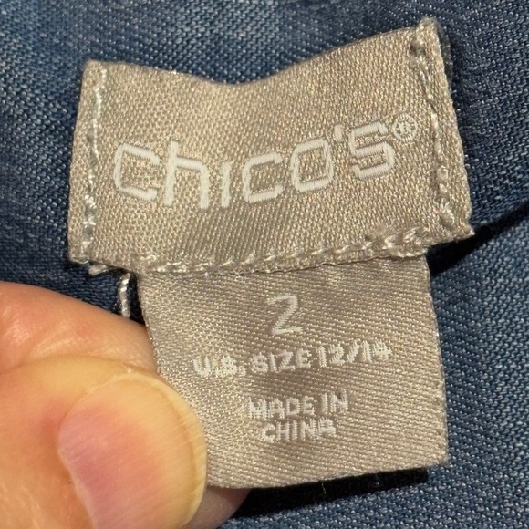 Chicos Long Sleeve Tunic Shirt Sz 2 = 12/14 Blue Tencel Denim Stapel Minimalist - Picture 5 of 10